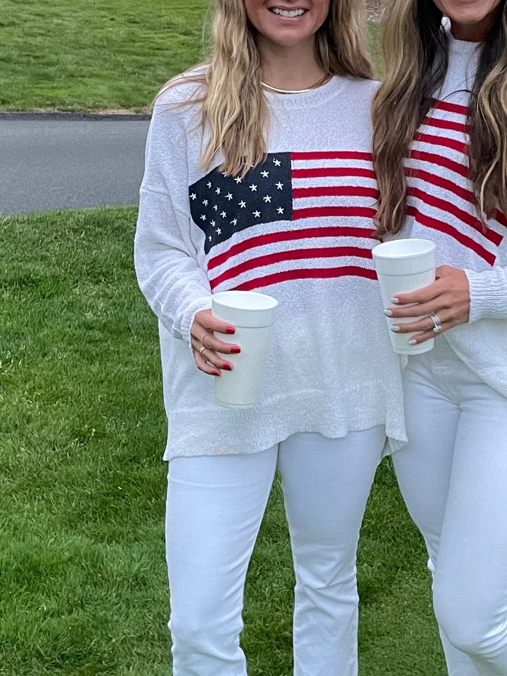 Show Me Your MuMu Crewneck 🇺🇸 Sweater